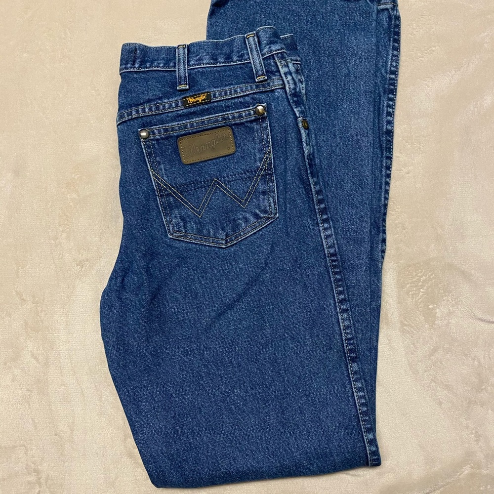 Wrangler Men’s 31x32 George Straight Collection
